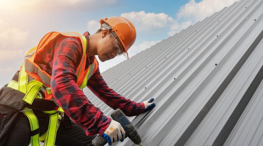 Expert top industrial roofings services in Delavan, IL